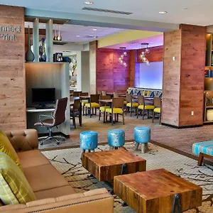 Fairfield & By Marriott Midtown Hotel Savannah